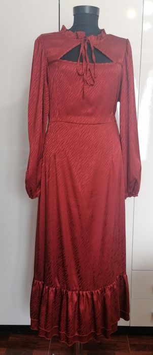 Rochie de gală lungă.