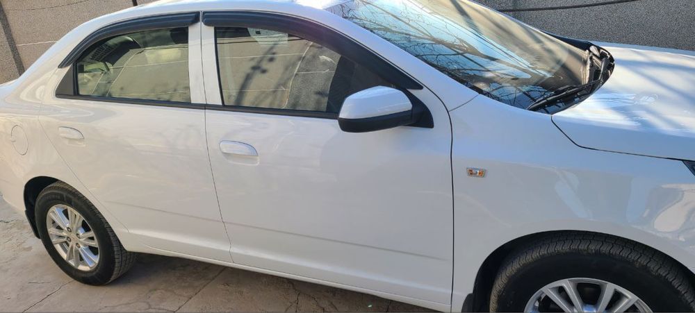 Продается кобальт. Состояние отличное