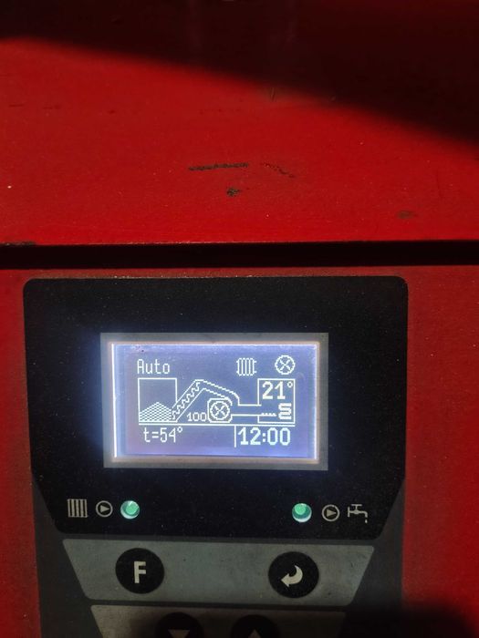 Котел на пелети и твърдо гориво