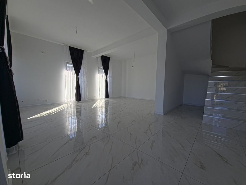Vila stil mediteranean Ovidiu pozitie excelenta 4 camere posibil schim