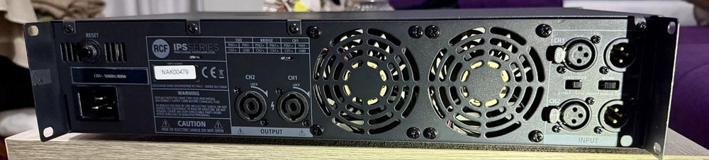 Vand amplificator  rcf ips3700