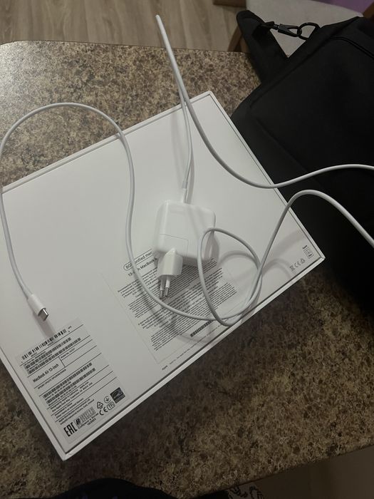 Новый Макбук Айр сатылады