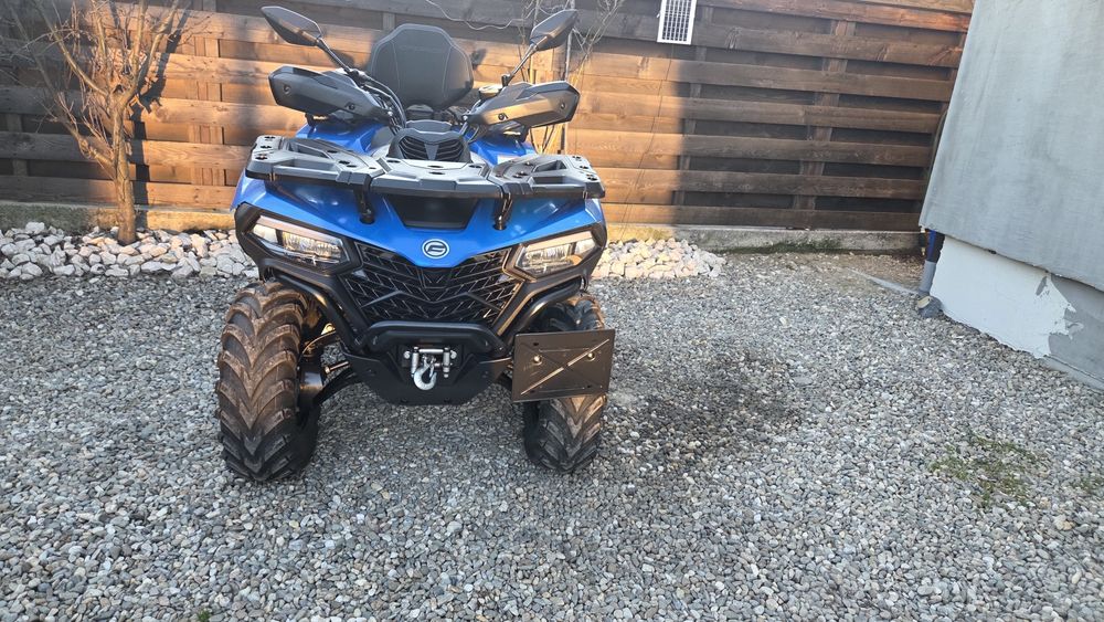 Vând atv CfMoto 520L X5 cu doar 900 de km