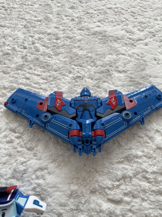 Продам игрушки для мальчика