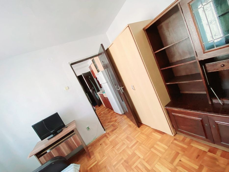 Închiriez sau vând garsonieră în Hațeg pe termen lung,detali la nr.de