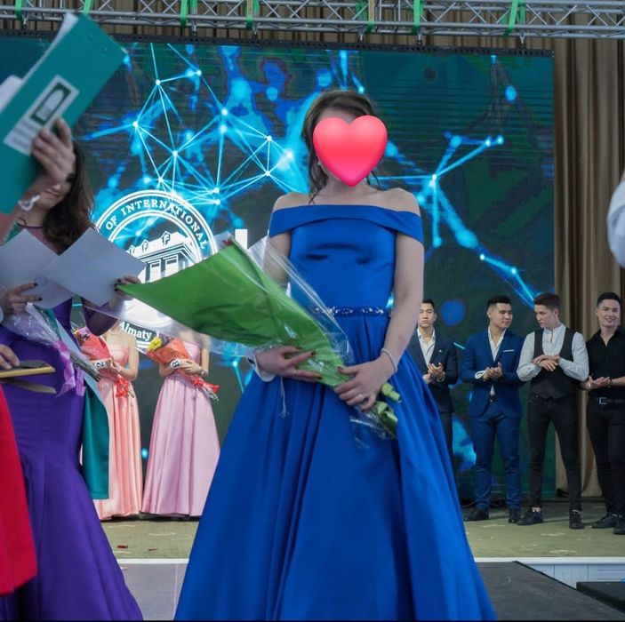 Продам Шикарное платье