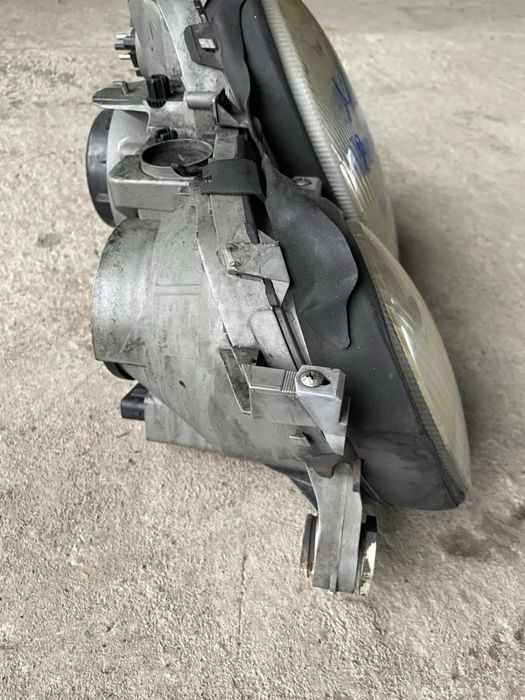 Ляв фар за Marcedes CLK W 208