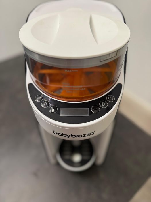 Apart de lapte Baby Brezza