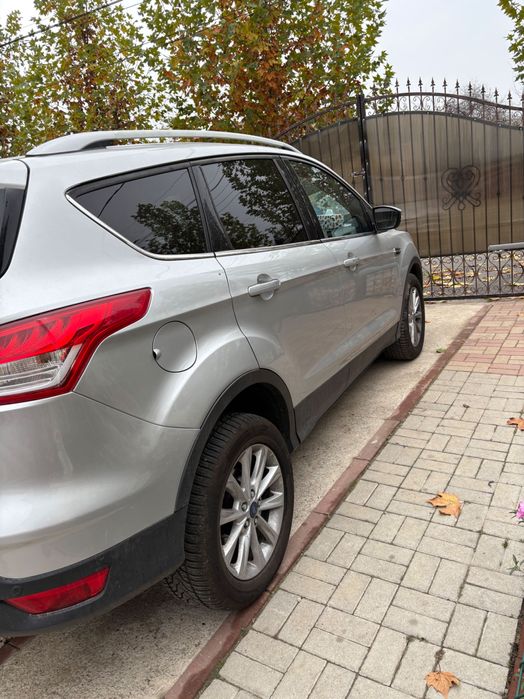 Ford kuga automat 180 cai