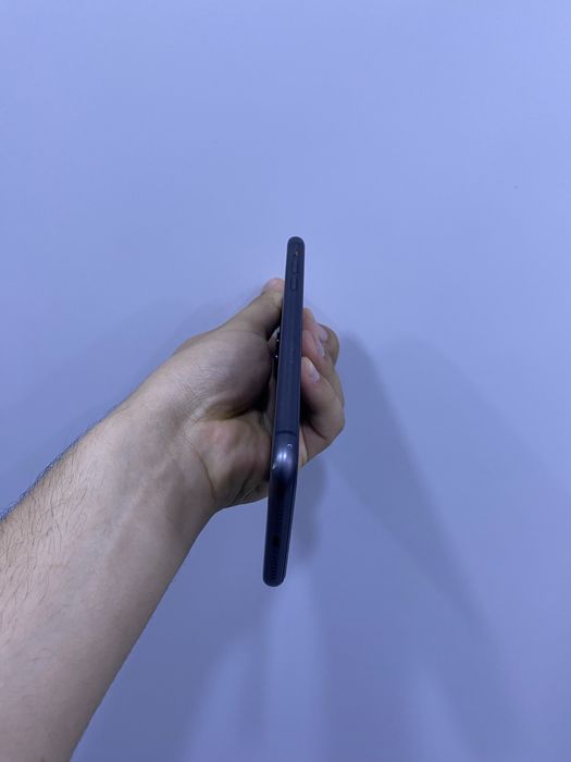 Iphone 11 64GB.