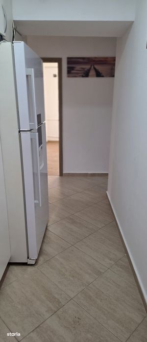 Berceni,2 min.metrou-Aparatorii patriei,an 1986,parcare ADP,boxa!
