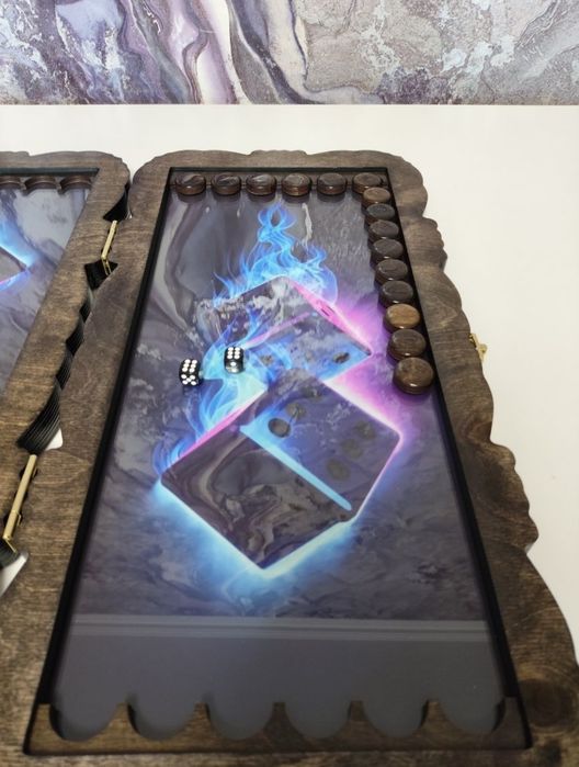 Нарды. Ручная работа. Внутри стекло