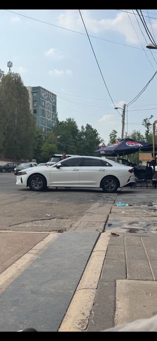 Продам машину СВОЯ. Кia K5