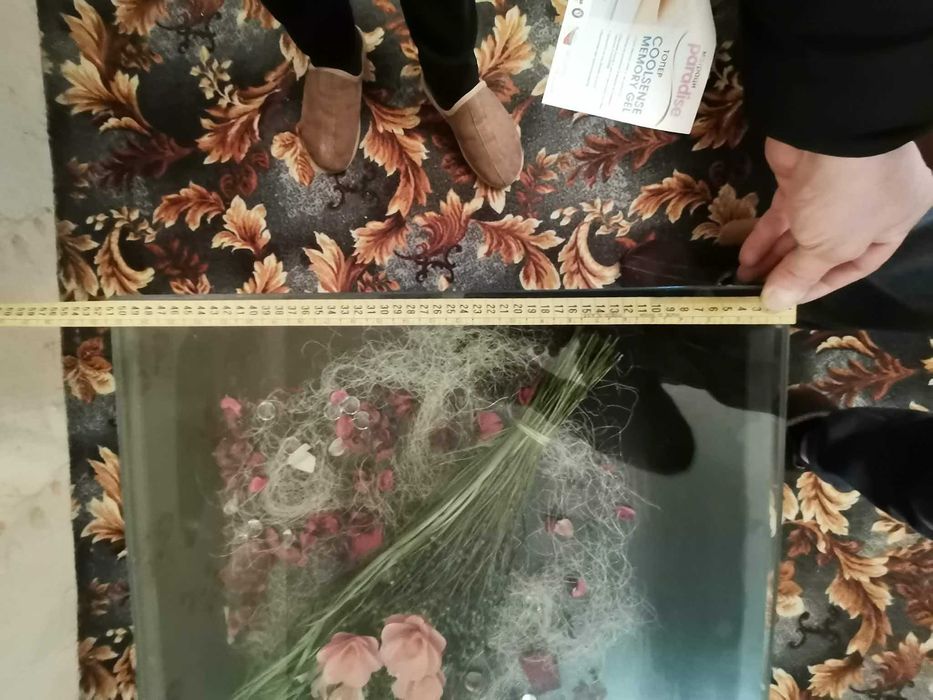 Маса подходяща за хол