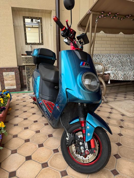 Электроскутер Wassat