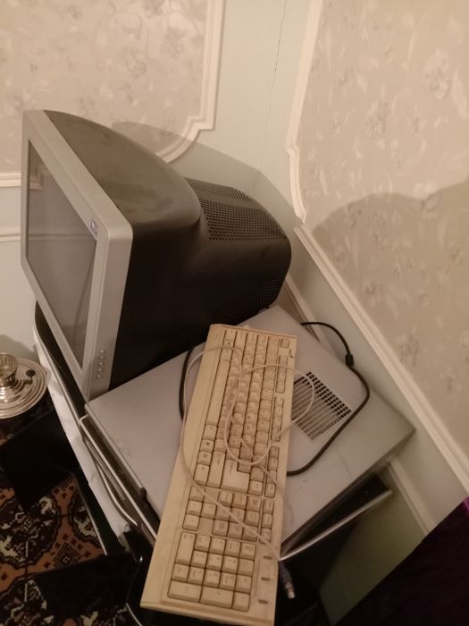 Retro Kompyuter sotiladi