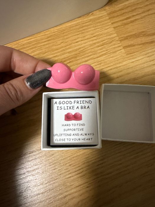 Подаръчета за най-добри приятели/ки