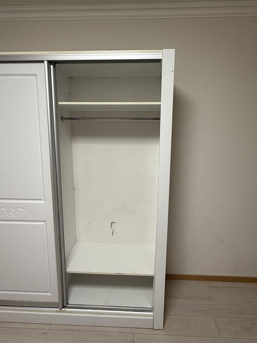 Продам шкаф и шкафчик