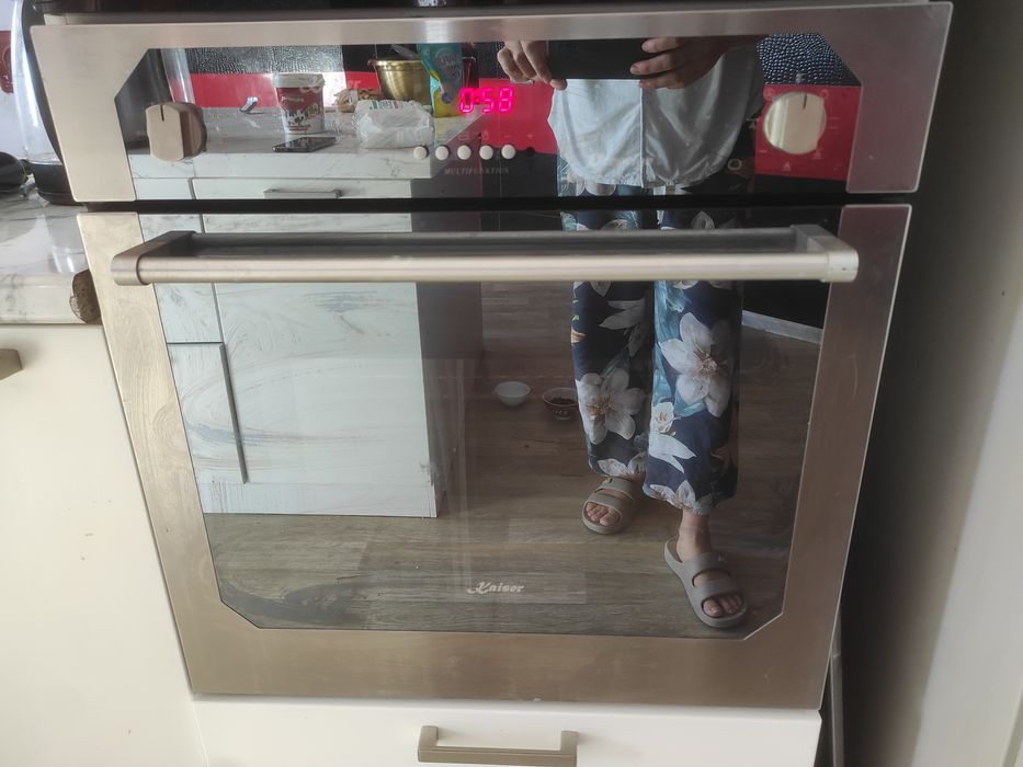 Духовка  электрическая Kaiser