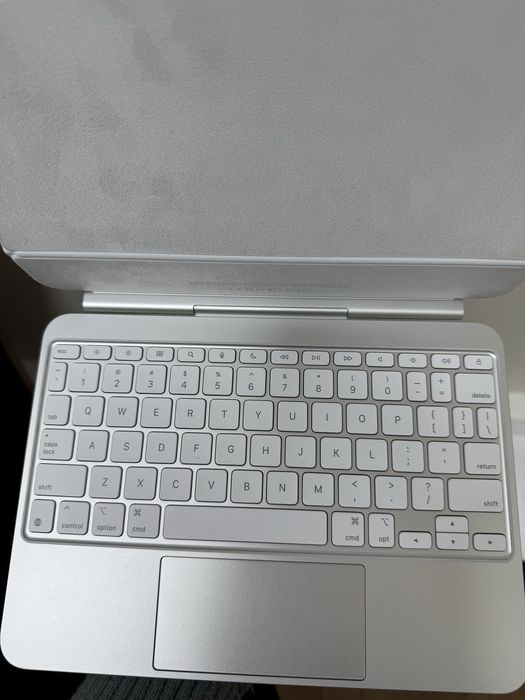 Клавиатура IPad Magic Keyboard