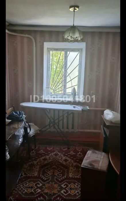 Залиния,вдоль дороги,8 соток