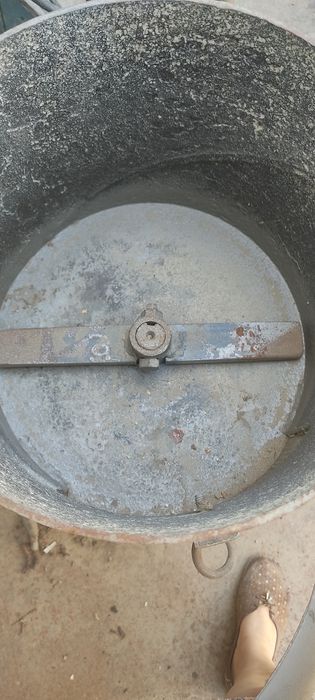 Продается зернодробилка бывшая в употреблении,в рабочем состоянии,