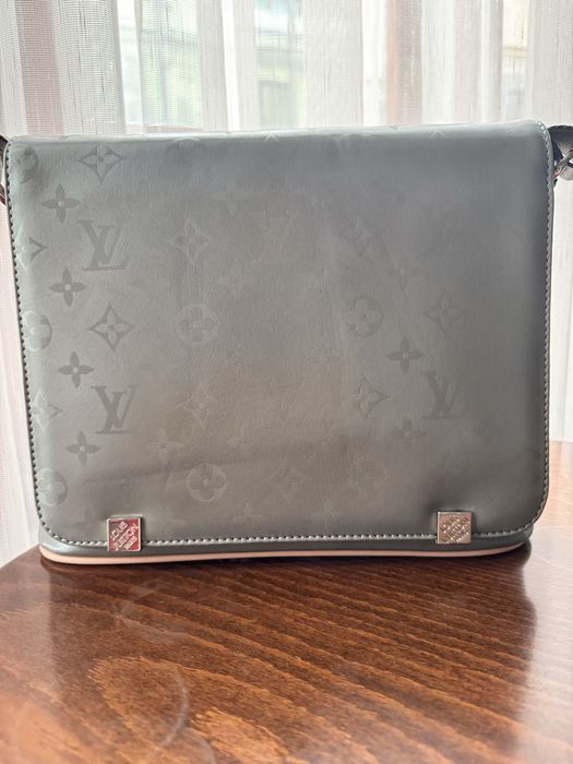 Чанта Louis Vuitton