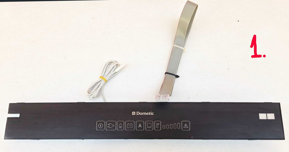 Display-uri Dometic pentru frigidere din seria RMD /RMDT/ RMDM 85** perfect functionale sau noi, import Germania