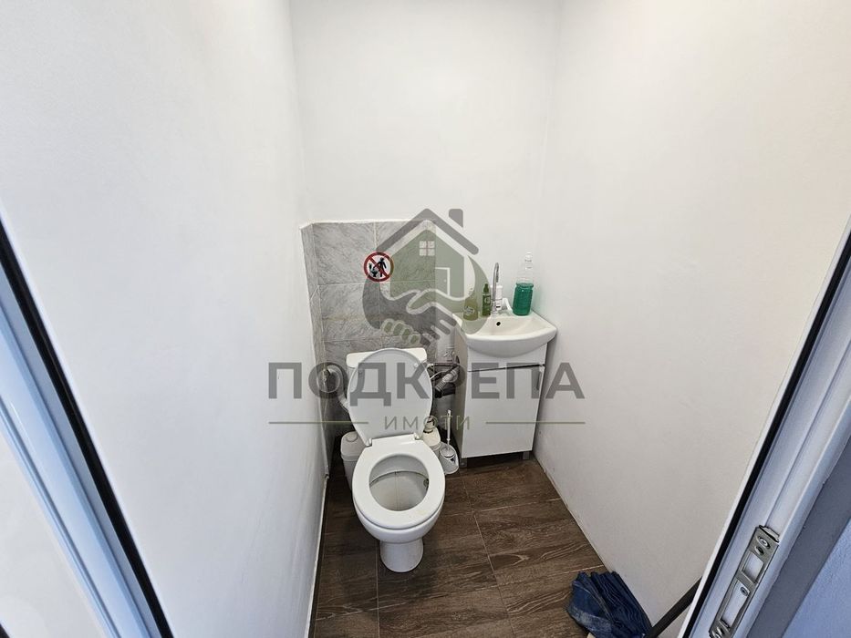 Дава се под наем Магазин в Пловдив, Гагарин - 1762 кв.м за 154 € - Снимка #5