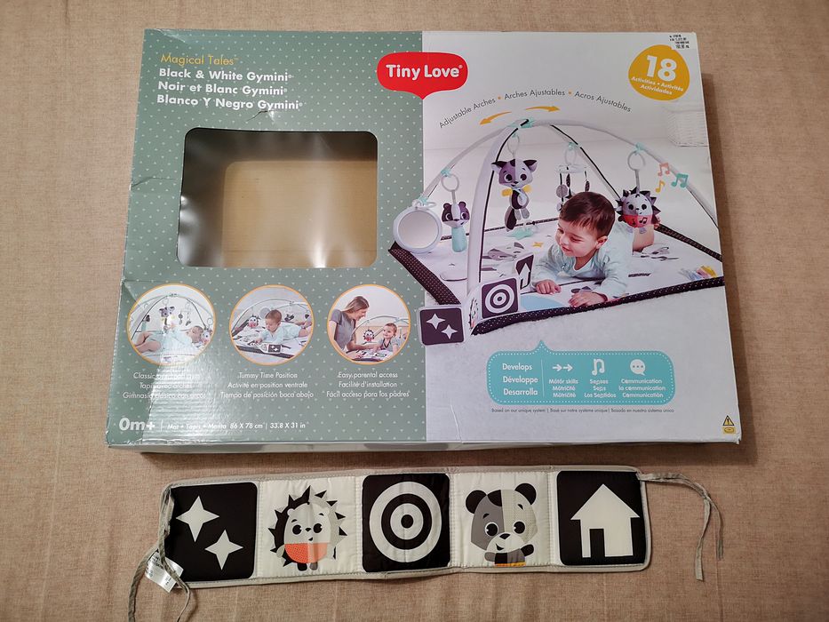 Активна гимнастика Tiny Love черно/бяла и играчка за кошара Tiny Love