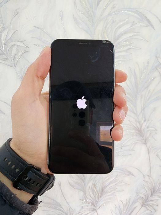 IPhone X 256g ochilmagan sotiladi