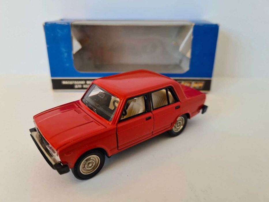 Стари руски колички от Соц. периода 1:43 Саратов Новоекспорт Радон