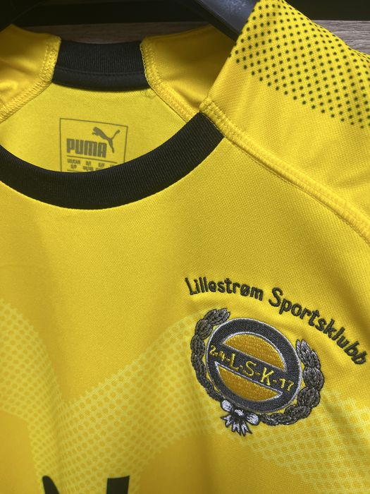 PUMA Lilestrom Sweden -Швеция - Лилестрьом размер S / Оригинал