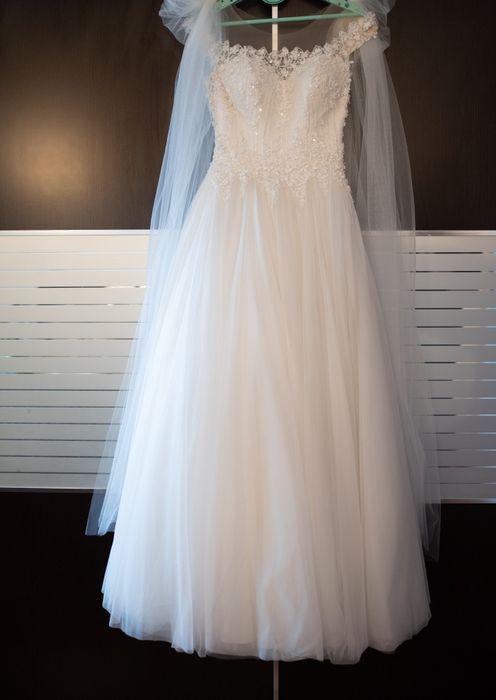 Vand rochie de mirease White Lady