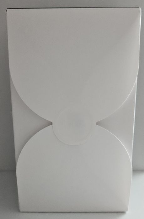 Vând dispozitive IQOS Iluma One și Iluma normal, noi, sigilate