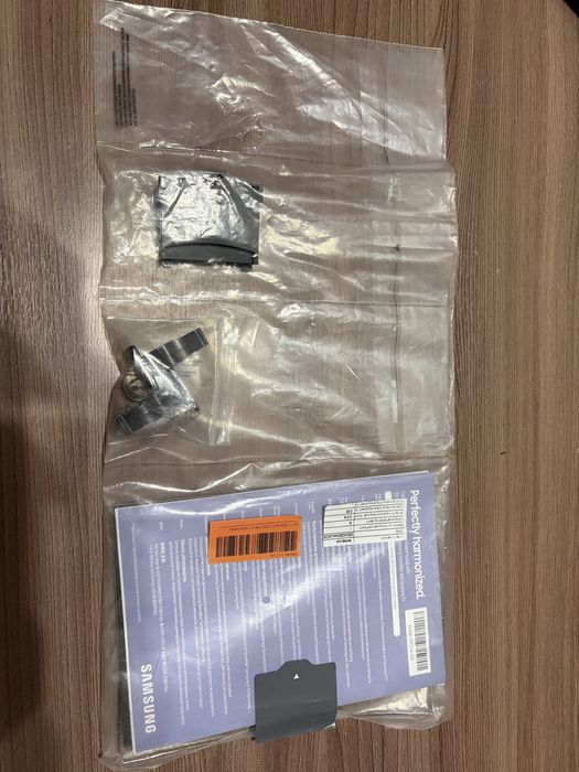 Продается телевизор Samsung QE43Q60AAUXCE