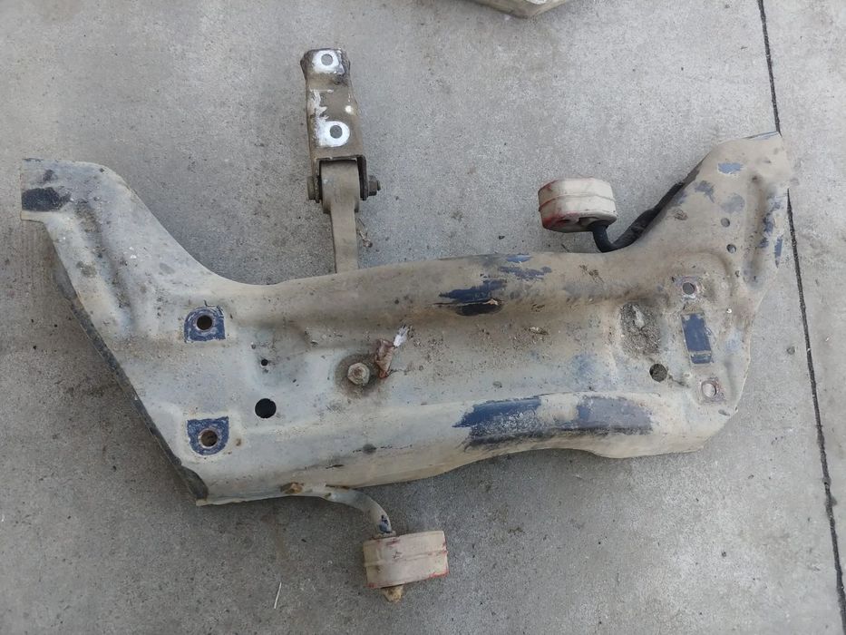 jug cadru motor 1.4 b skoda fabia 1 6y