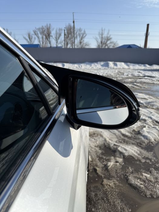 Продам накладки на зеркала, глянец