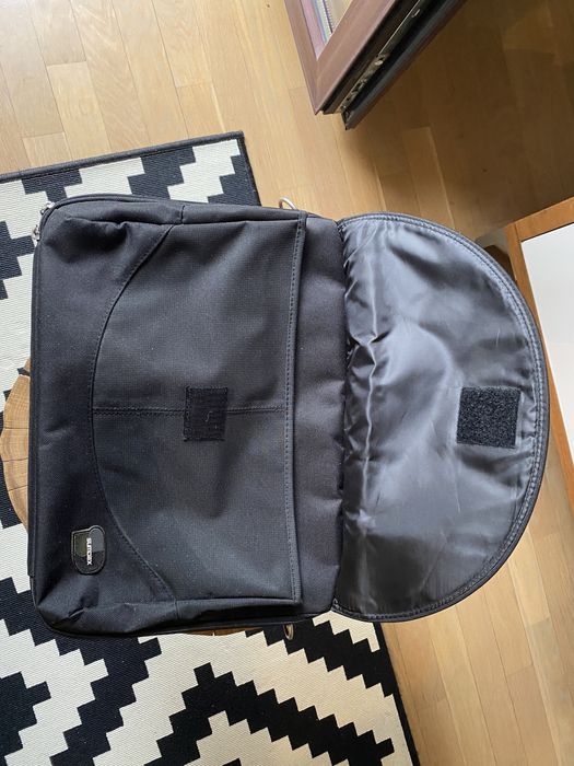 Geanta laptop Sumdex Passage compartimentata