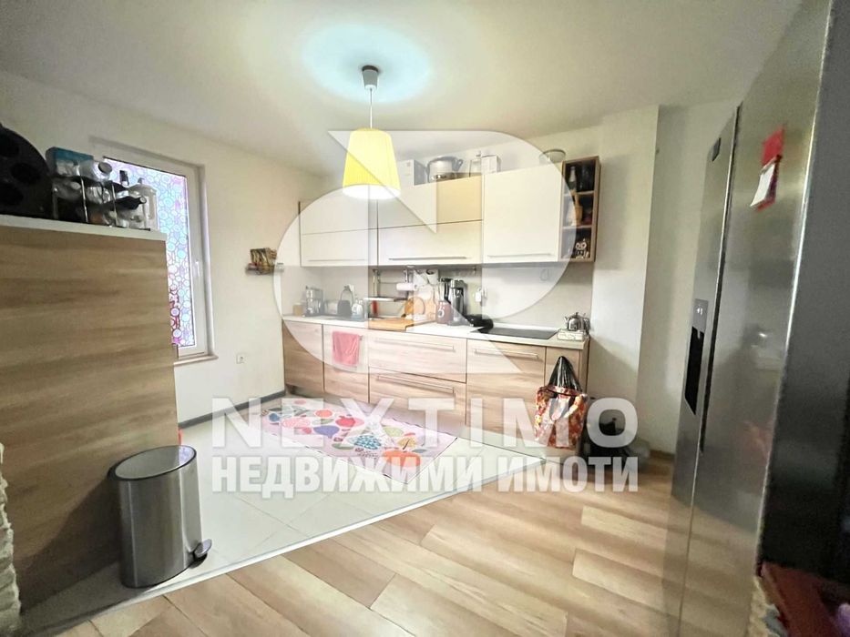 Многостаен апартамент, Сточна гара