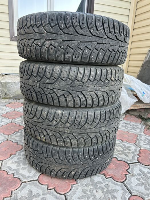 Продам зимние шины вместе с дисками