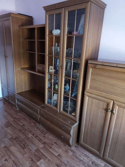 Горка для гостинной,б/у