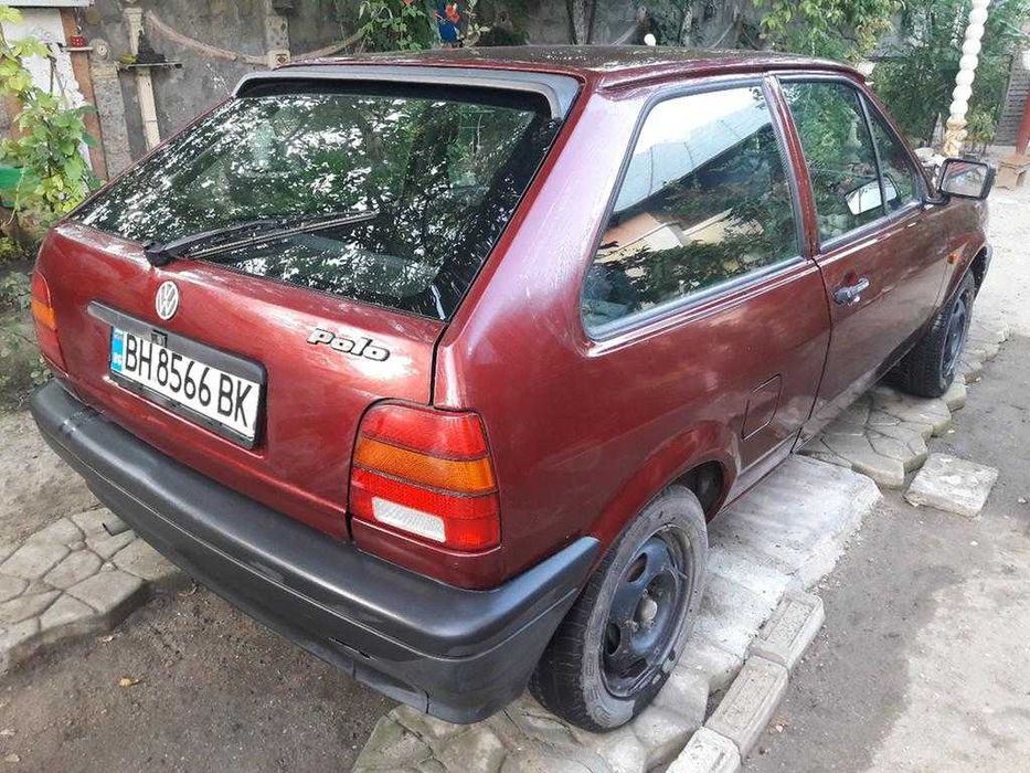Продавам VW Polo 1993