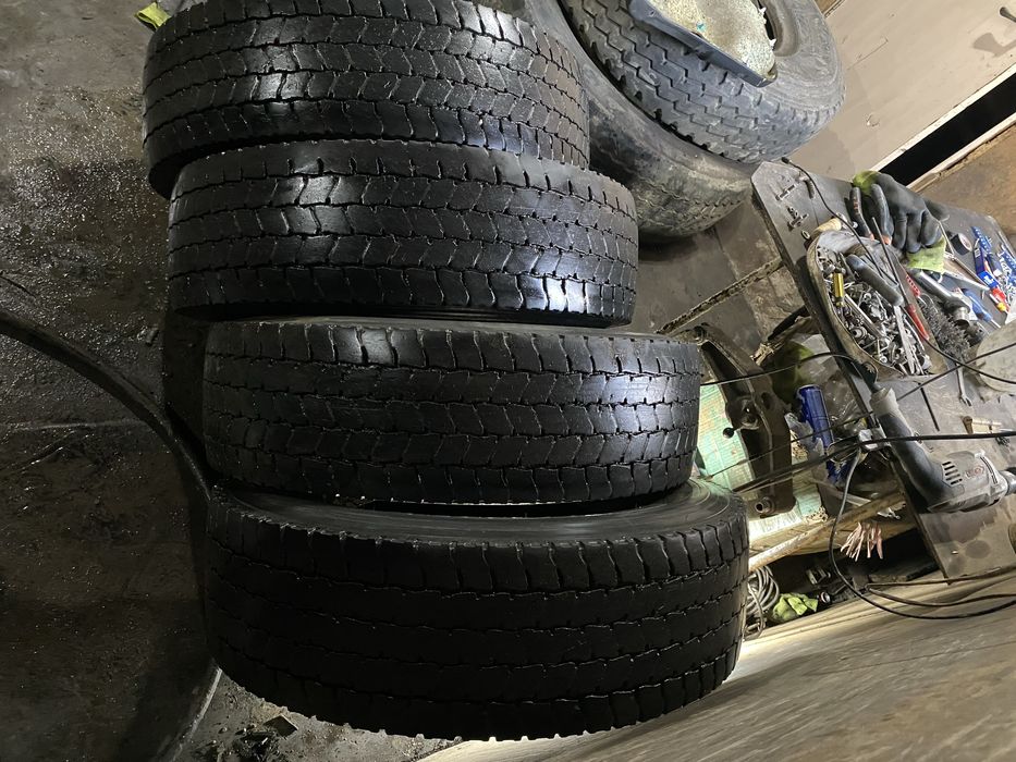 Продам 4 колеса Sava 235/75 17.5.