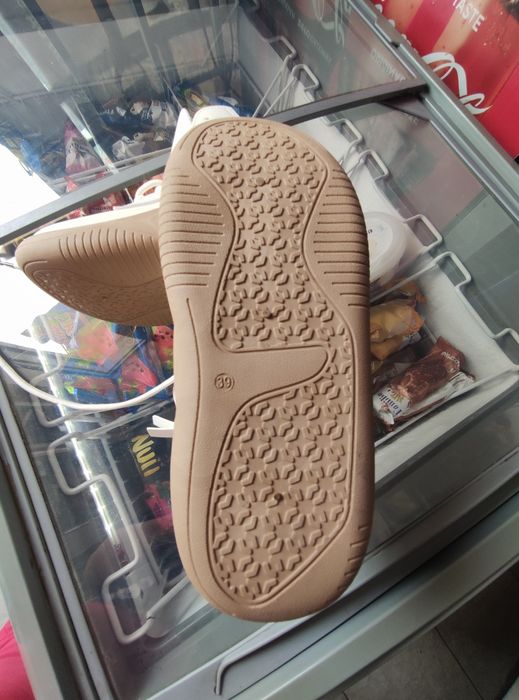 Дамски бели  боти на платформа