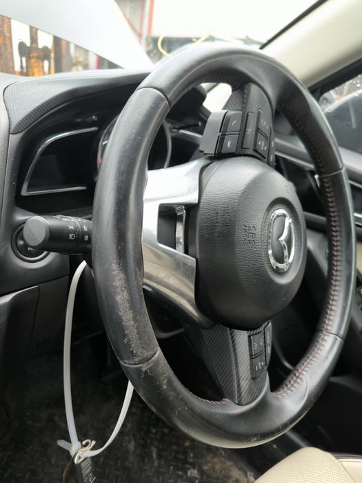 Волан за Mazda 3