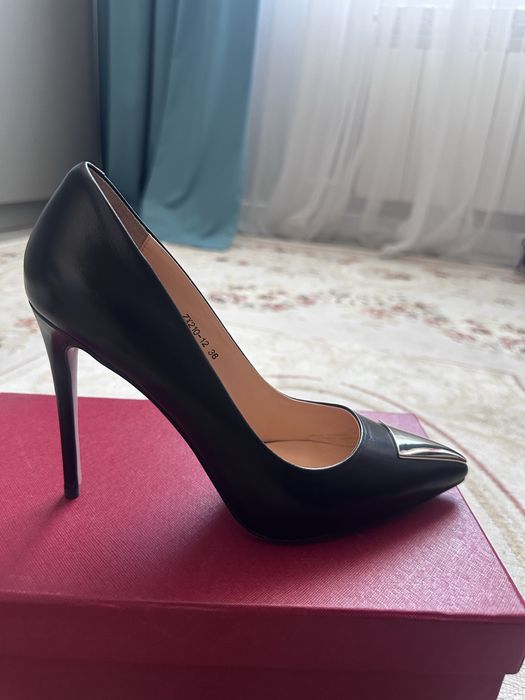 Женский туфли на каблуке