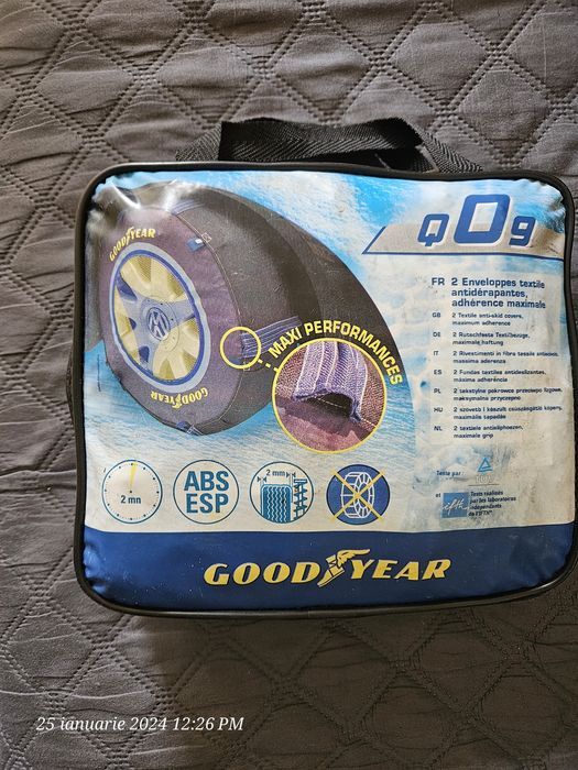 Huse antiaderente Goodyear mărimea E.