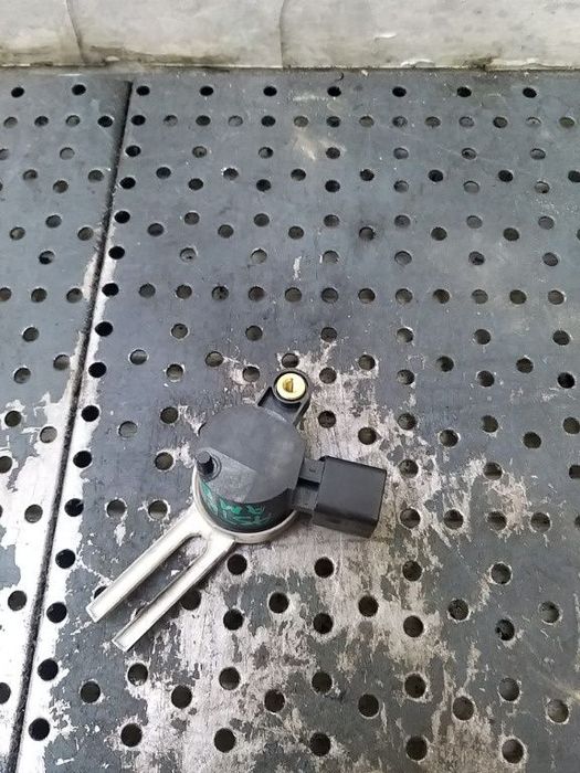 Senzor pedala frana opel astra j 15192340