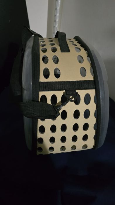 Зоотовары (для кошек, хомяков и  попугаев )